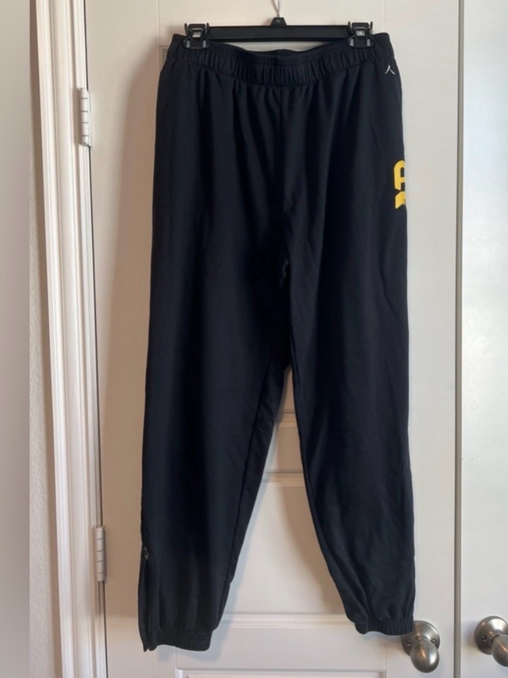 "REN Athletics" Black (Medium/Tall) Warmup Pants